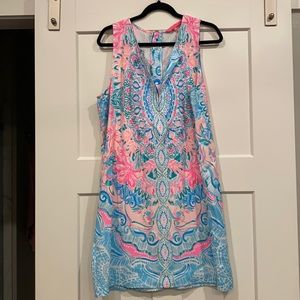New relaxed fit dress